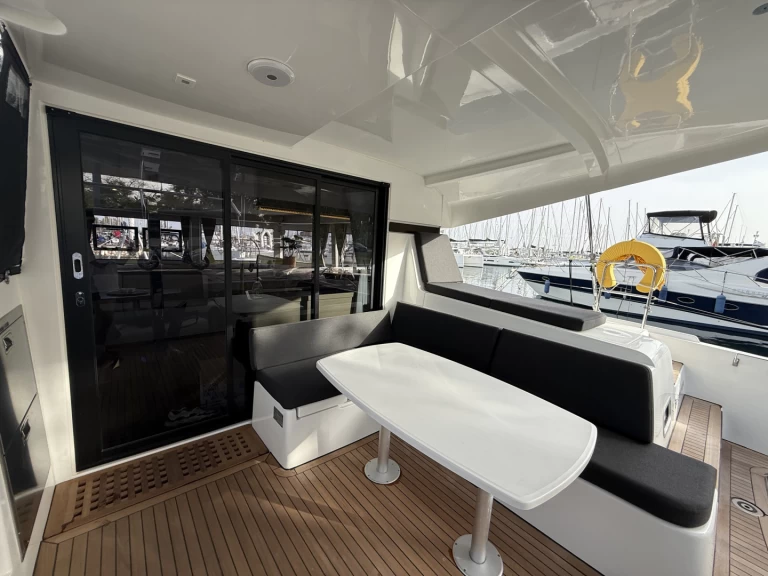 Lagoon Lagoon 42 mieten Álimos