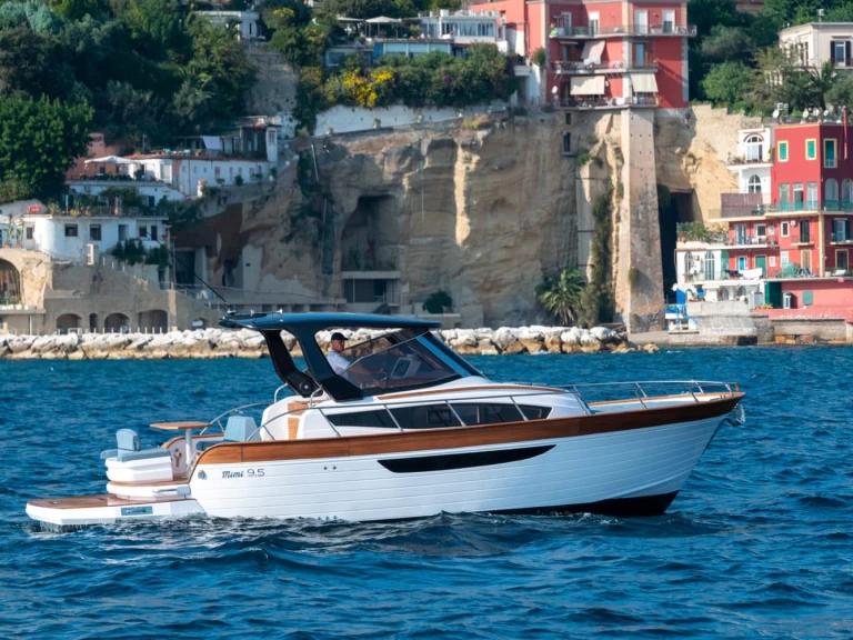 Vermietung Motorboot Mimi mit Führerschein