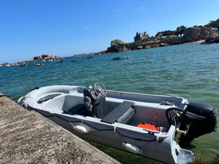 Motorboot mieten in Trégastel zum besten Preis