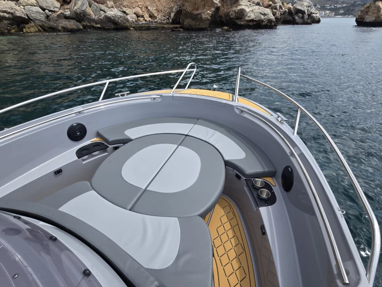 Motorboot mieten in La Herradura zum besten Preis