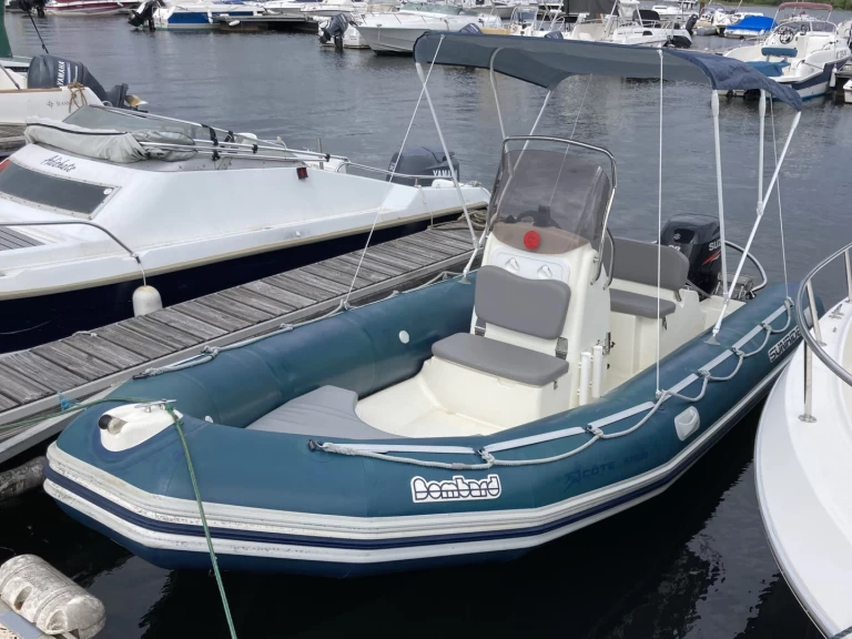 Schlauchboot mit oder ohne Skipper Bombard mieten in Sanguinet