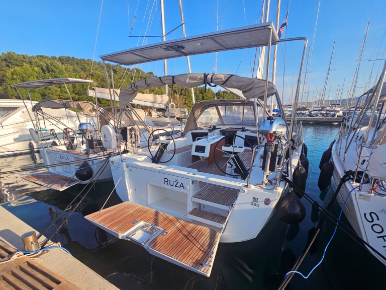 Segelboot mit oder ohne Skipper Dufour mieten in Rogoznica
