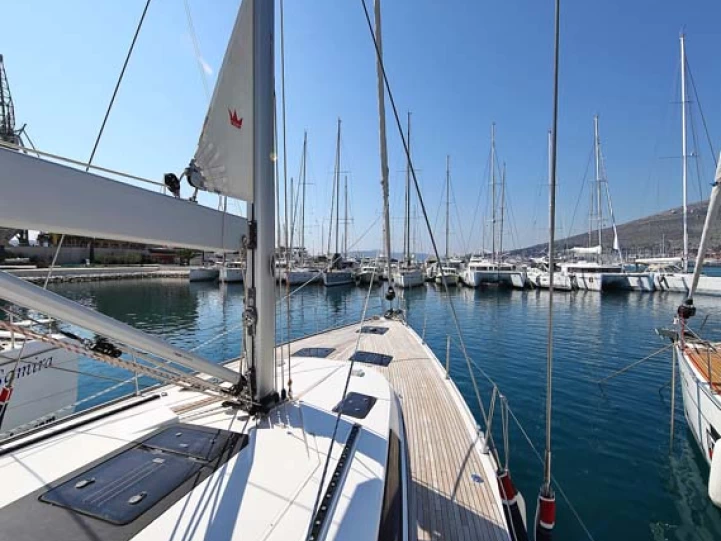 YachtCharter in Murter-Kornati - Bavaria Cruiser 56 auf SamBoat