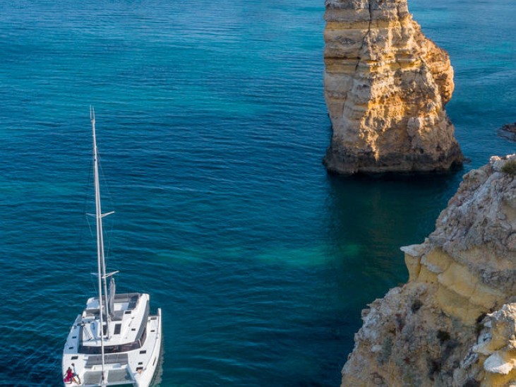 Katamaran mit oder ohne Skipper Fountaine Pajot mieten in Barcelona