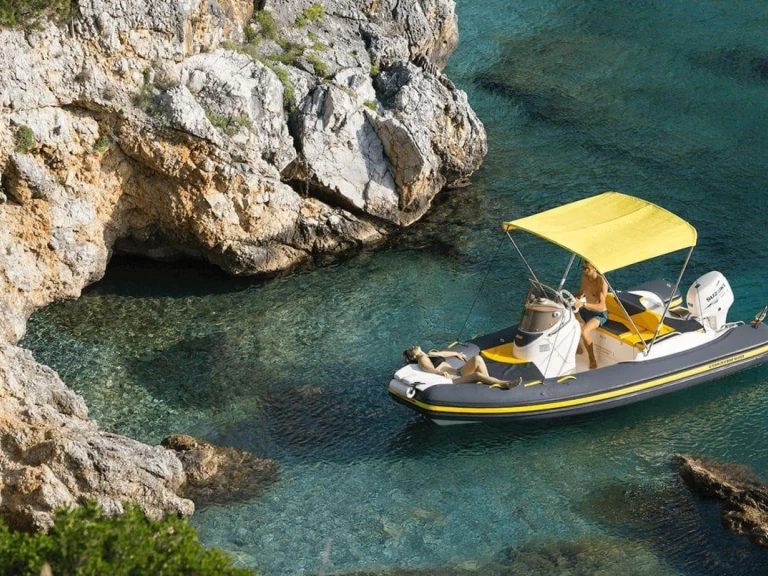 Vermietung Schlauchboot Joker Boat mit Führerschein