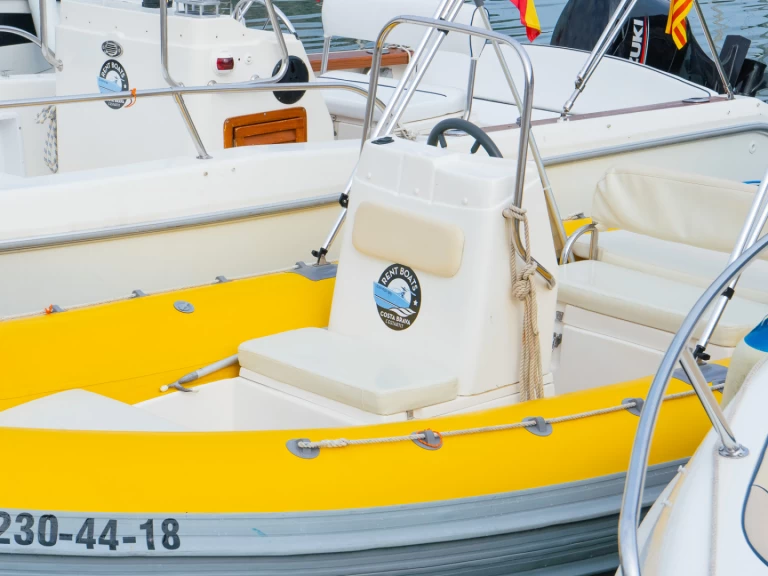 Ein Gommonautica Gommonautica G48C mieten in l'Estartit