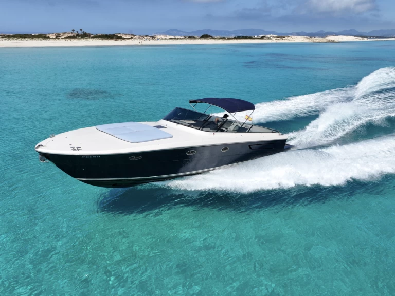 Vermietung Motorboot ITAMA 40 mit Führerschein