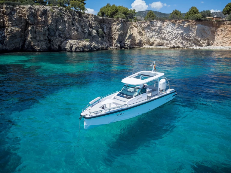 Motorboot mit oder ohne Skipper Axopar mieten in Empuriabrava