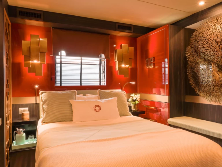 Motorboot mieten in Ibiza Town - House of Hütter  Goldfinger