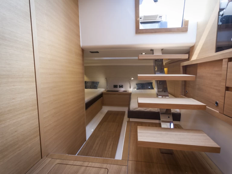 Ein Pardo Yachts Pardo 43 mieten in Ibiza Town