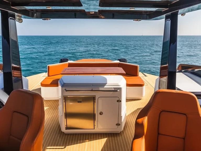 Vermietung Motorboot HOUSE OF HÜTTER mit Führerschein