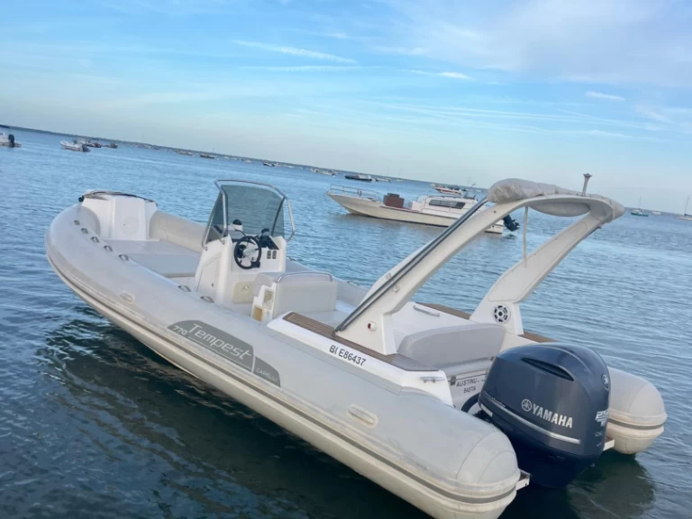 Schlauchboot mit oder ohne Skipper Capelli mieten in Lège-Cap-Ferret