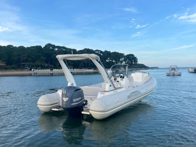 Schlauchboot mieten in Lège-Cap-Ferret zum besten Preis