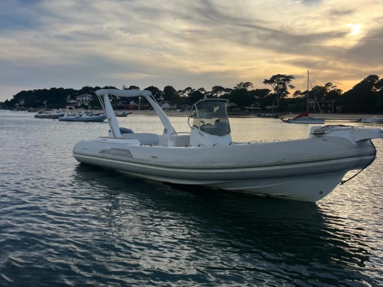 Schlauchboot mieten in Lège-Cap-Ferret - Capelli Tempest 770 Luxe