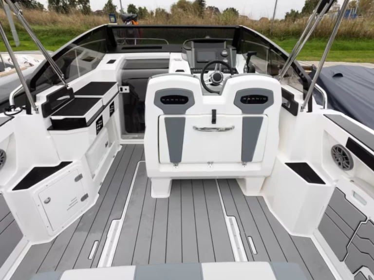 Motorboot mit oder ohne Skipper Karnic mieten in Krk