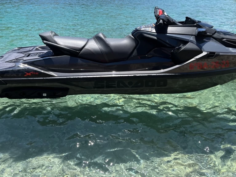 Jetski mit oder ohne Skipper Sea-Doo mieten in Santa Eulària des Riu