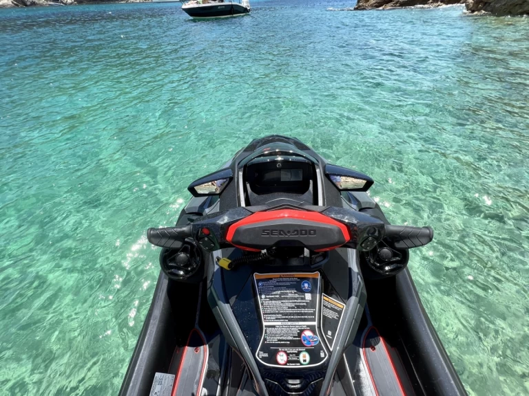 Jetski mieten in Santa Eulària des Riu zum besten Preis