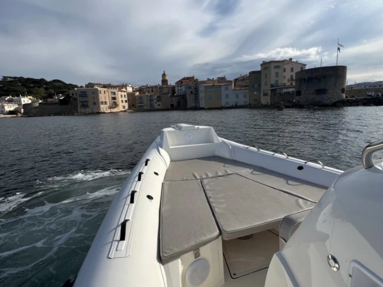 Schlauchboot mieten in Cogolin - Nuova Jolly NJ 700 XL