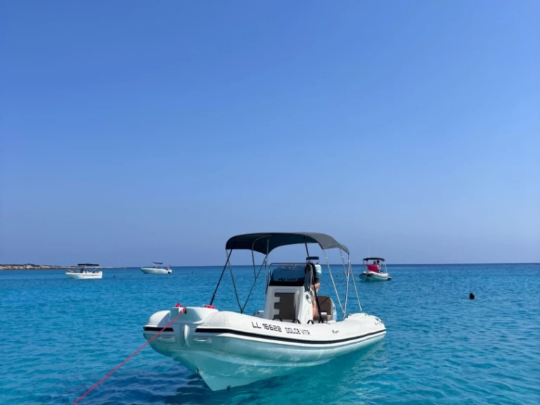 Vermietung Schlauchboot Nuova Jolly mit Führerschein