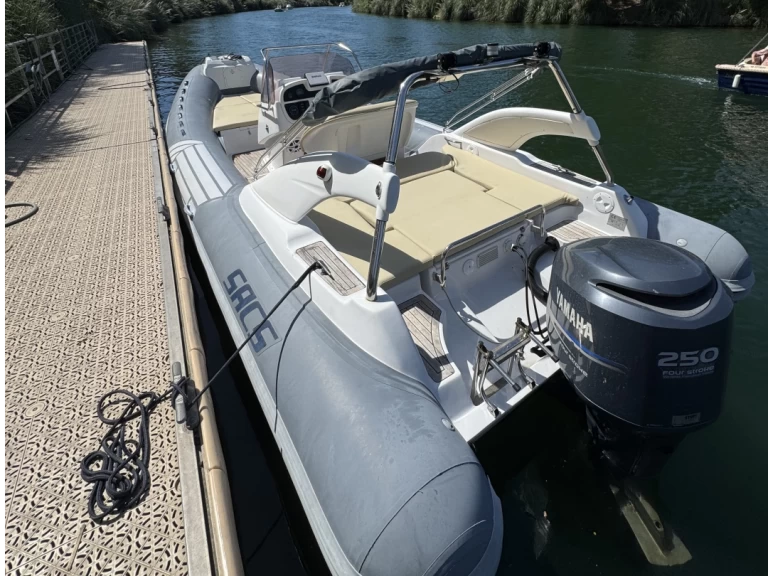 YachtCharter in Mandelieu-la-Napoule - Sacs Sacs S 780 auf SamBoat