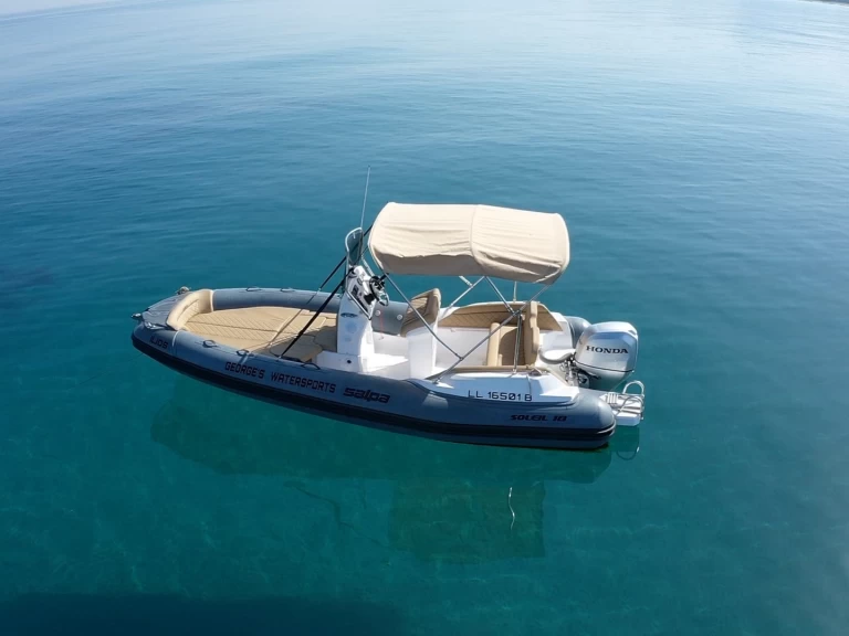 Ein Salpa SALPA 18 SOLEIL mieten in Latchi