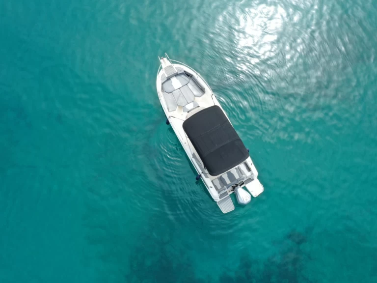 YachtCharter in Latchi - Karnic KARNIC 701 SL auf SamBoat