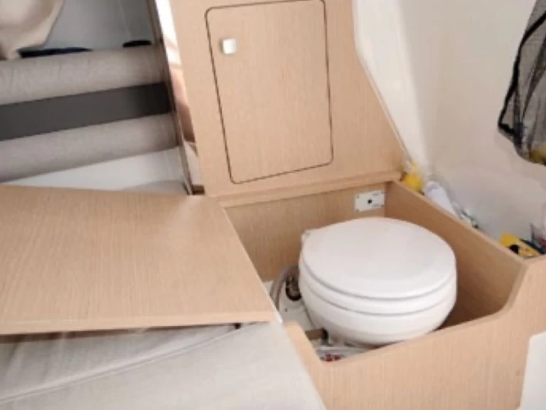 Boot mieten Latchi günstig SELVA - SUN DECK CLASSIC LINE SD 7.0 CABIN