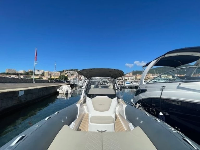 Schlauchboot mit oder ohne Skipper Salpa mieten in Porticcio