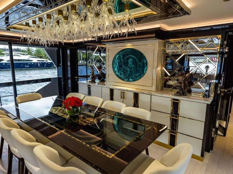 Ein Selene Olympus mieten in Miami