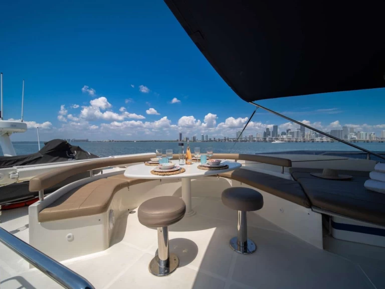 Yacht mieten in Miami zum besten Preis