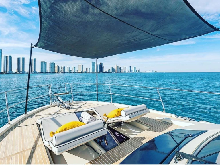 Yacht mieten in Miami zum besten Preis
