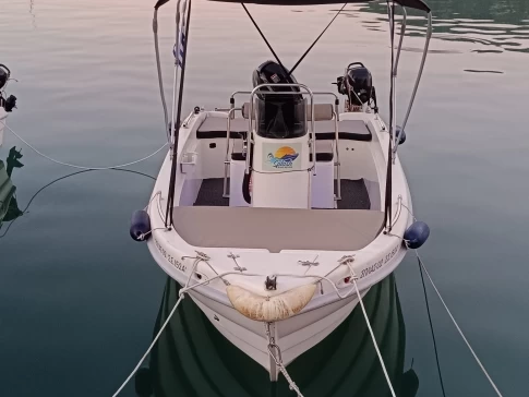 Motorboot mit oder ohne Skipper Nireus mieten in Skopelos