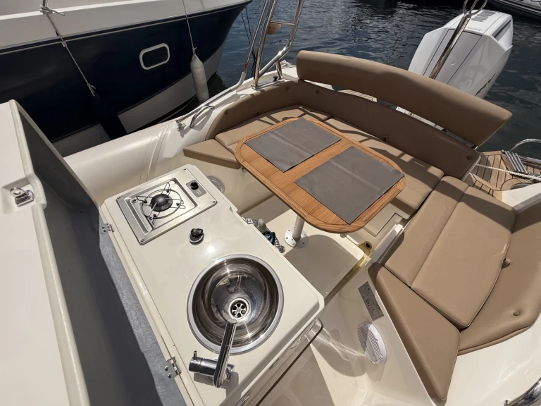 Vermietung Schlauchboot Nuova Jolly mit Führerschein