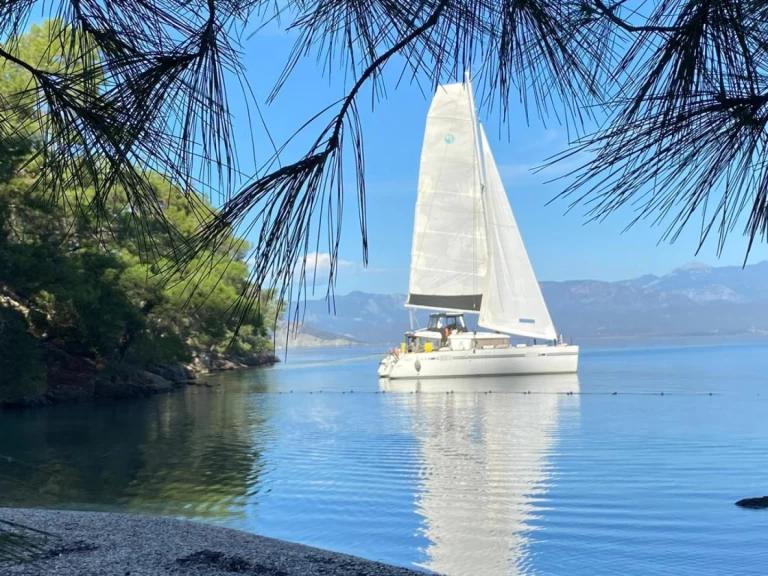 Boot mieten Fethiye günstig Lagoon 450F 
