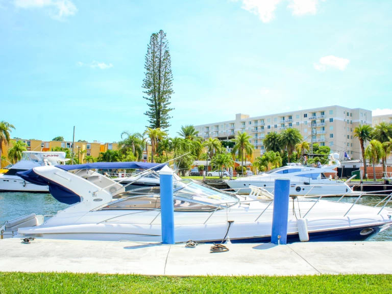 Régal Commodore 4260 mieten North Miami Beach