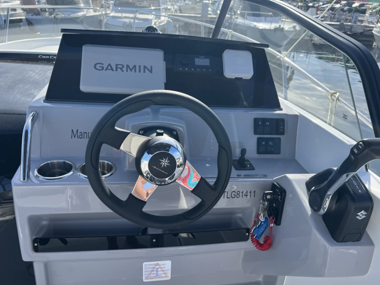 Motorboot mieten in Les Issambres - Jeanneau Cap Camarat 755 WA