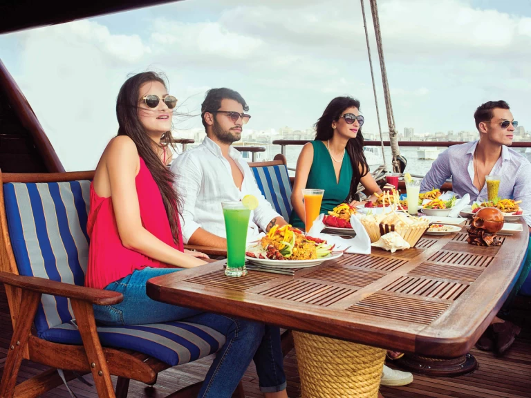 Boot mieten Hurghada günstig Heaven Saphir