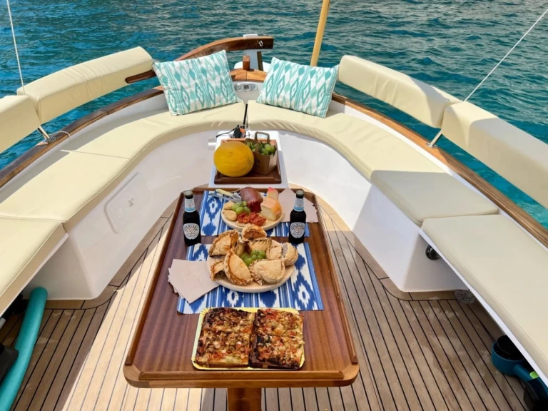 YachtCharter in Club Náutico Moraira - Medvolt Marine M7 auf SamBoat