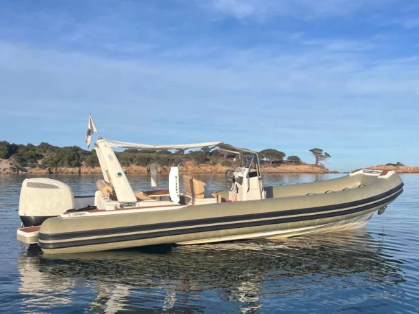 Schlauchboot mieten in Porto-Vecchio zum besten Preis