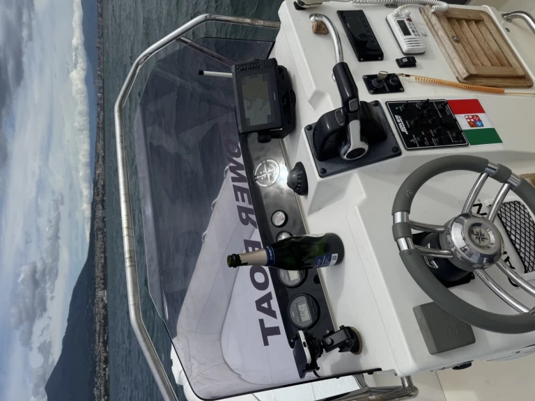 Vermietung Schlauchboot Joker Boat mit Führerschein