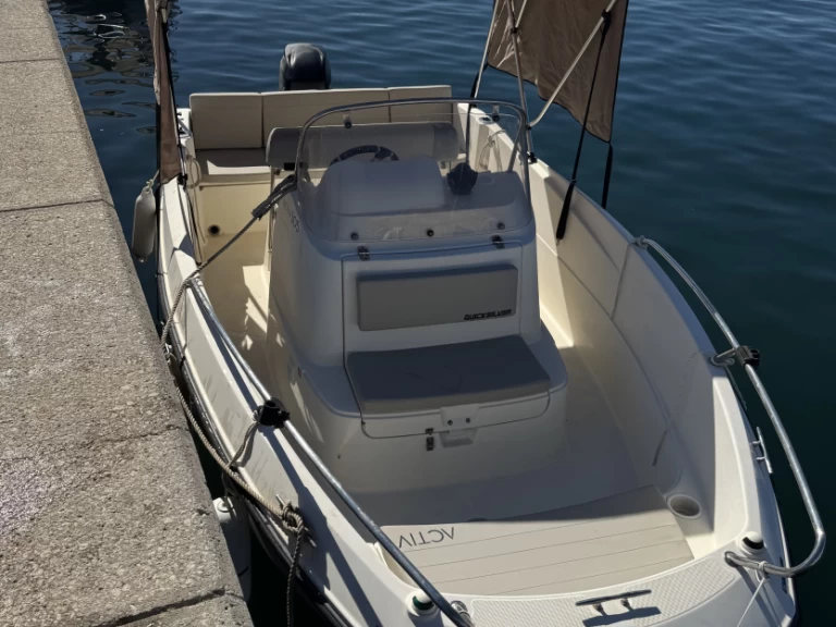 Vermietung Motorboot Quicksilver mit Führerschein