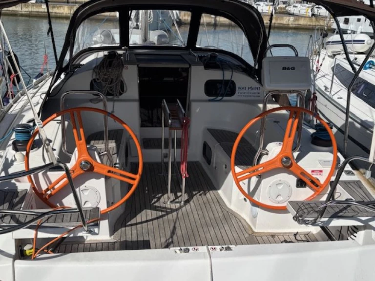 Ein Elan Impression 40 mieten in Pula