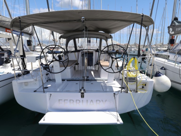 Vermietung Segelboot Bénéteau mit Führerschein
