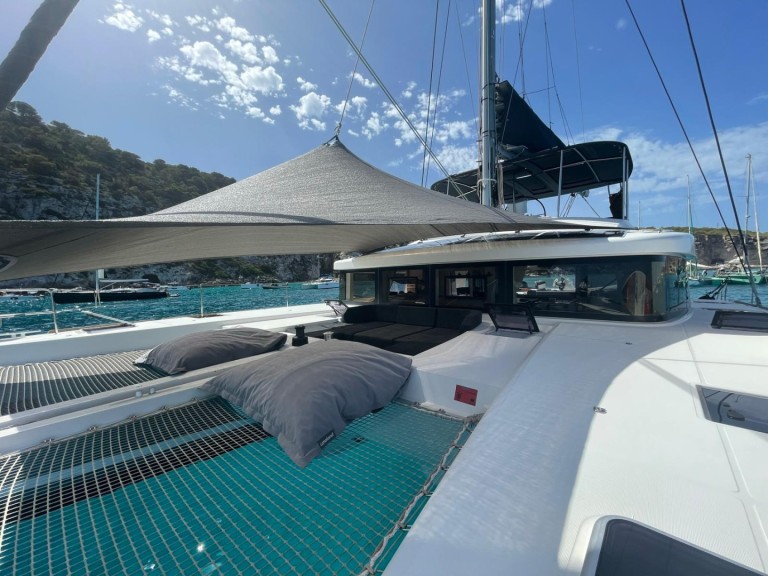 Lagoon Lagoon 52F ( + crew)  mieten Santa Eulària des Riu