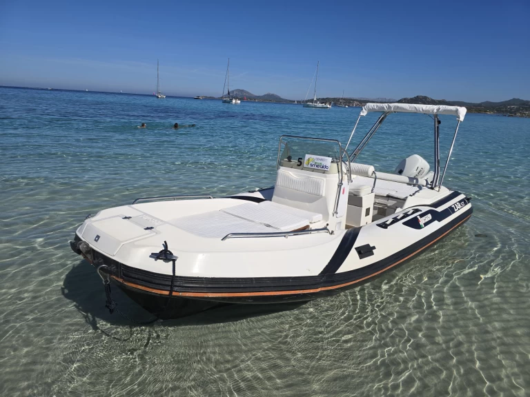 Zar Zar 57 Classic Luxury mieten Cugnana Verde