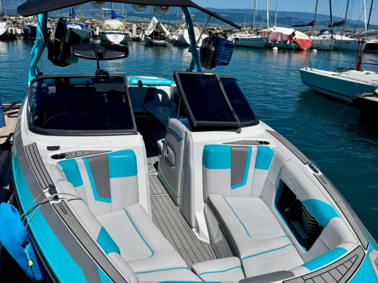 Motorboot mit oder ohne Skipper NAUTIQUE BOAT COMPANY mieten in Yvoire