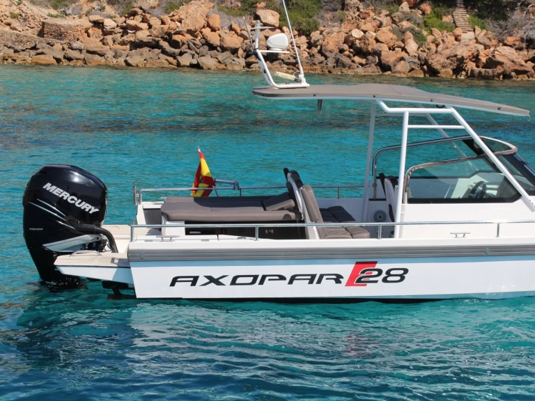 Ein Axopar 28 T-Top mieten in Club Nàutic Santa Ponsa