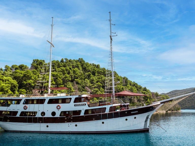 YachtCharter in Split -  M/Y auf SamBoat