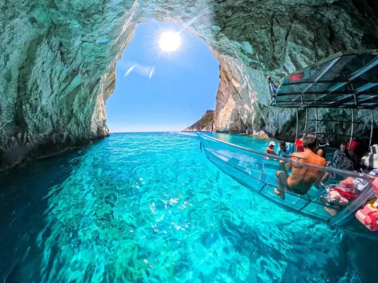 Motorboot mieten in Kerí - Custom Made Clear boat