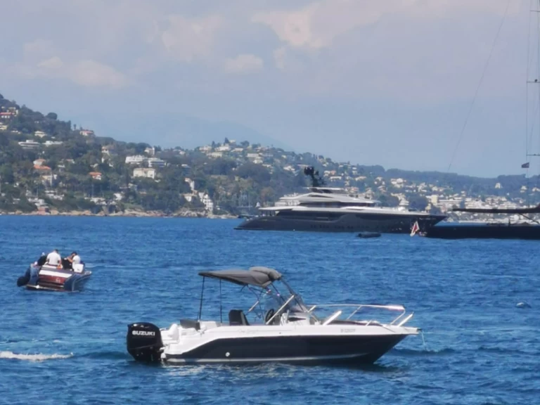 Vermietung Motorboot B2 Marine mit Führerschein
